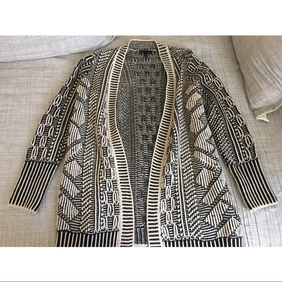 Sweaters - Chunky Cardigan